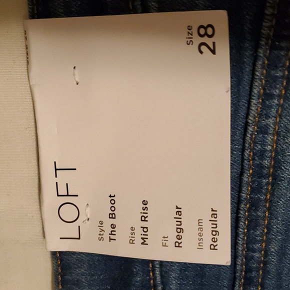 LOFT Mid Rise Boot Jeans in Vintage Dark Wash Size 28 - Picture 12 of 13